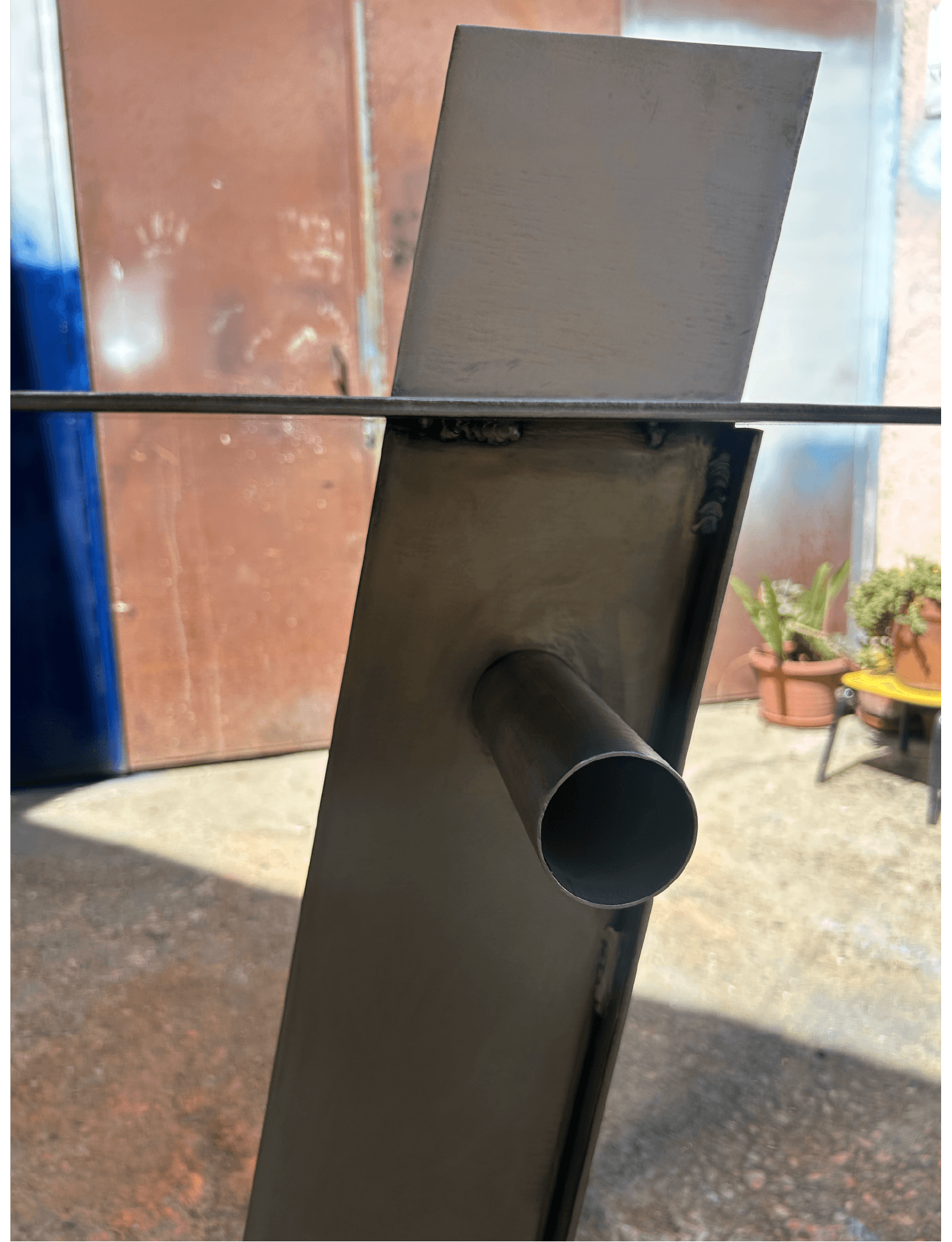 Metal plinth - Image 2