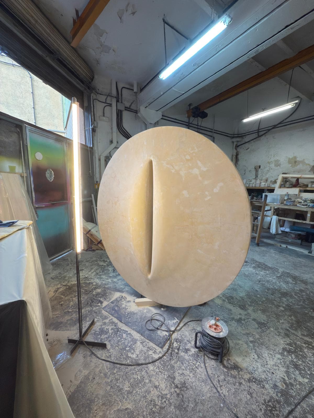 XPS volume with polyester and fiberglass coating