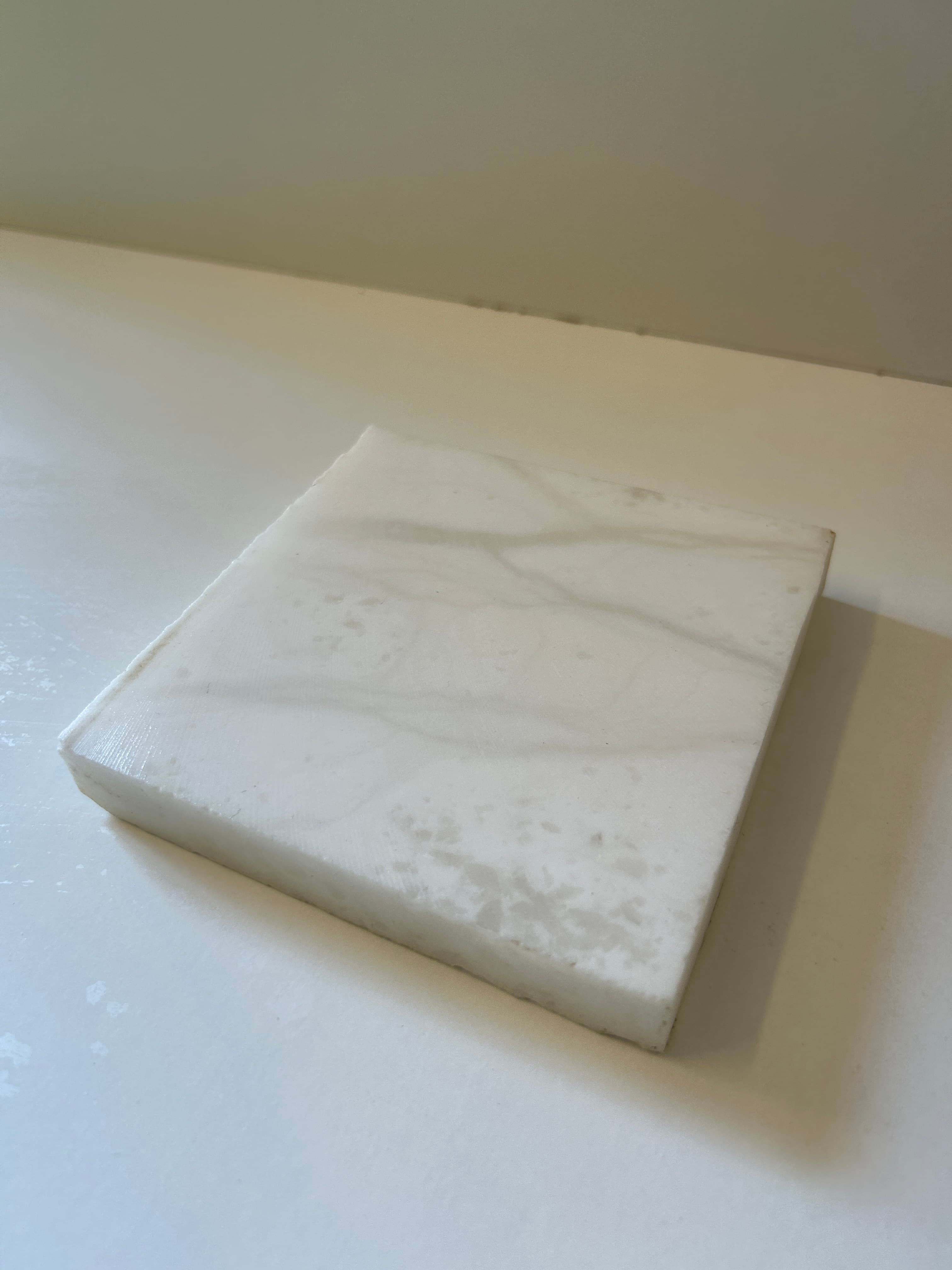 White Alabaster Rectangle  12x12x2 cm (10 units)