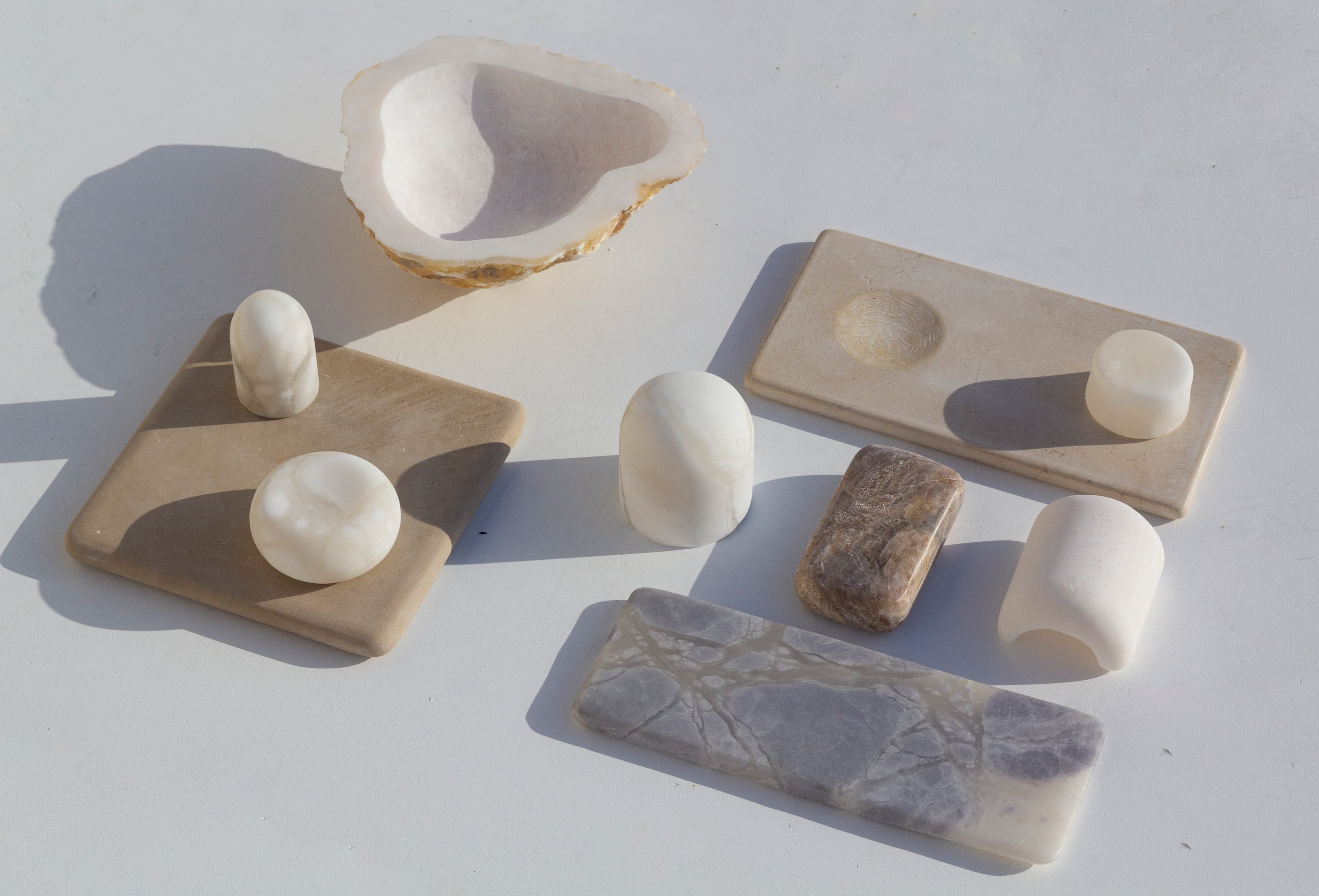 Designer stone pieces - Image 2