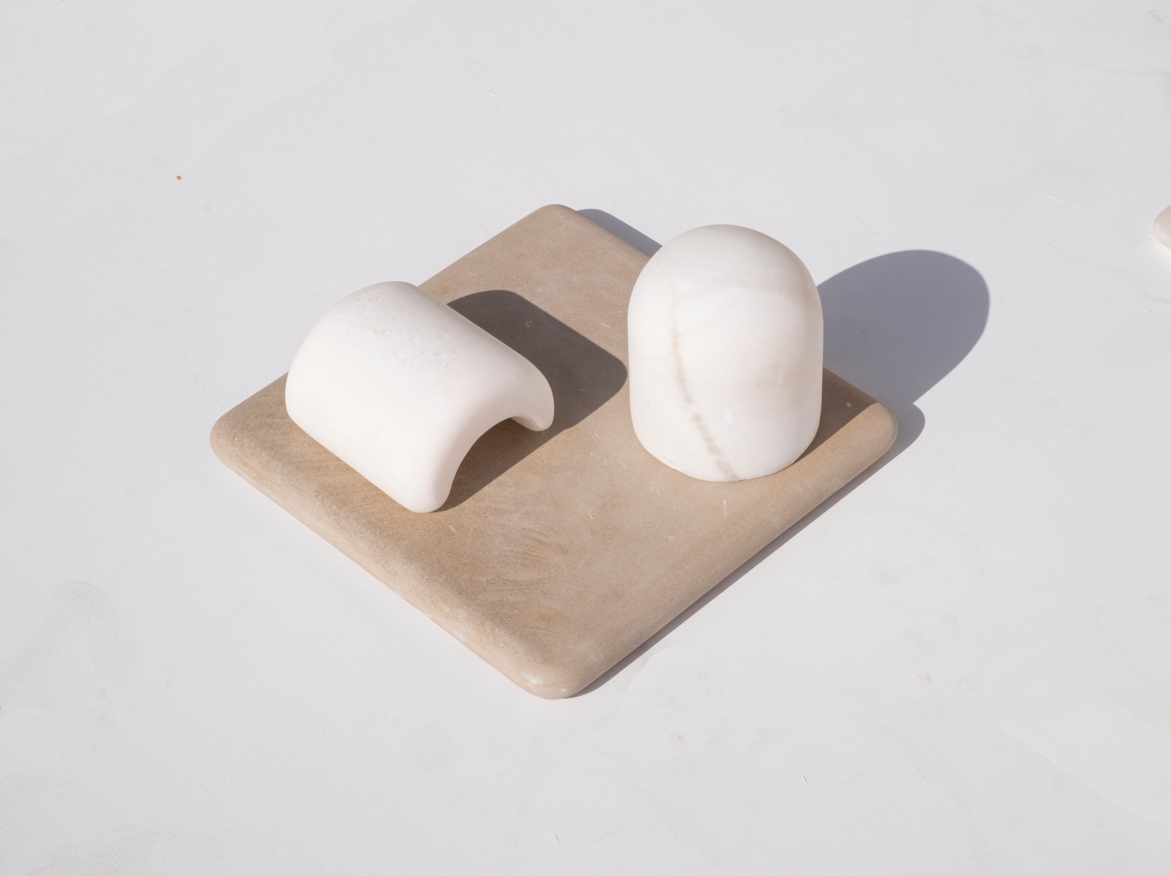 Designer stone pieces - Image 8